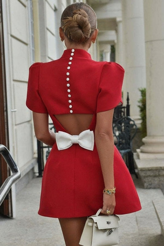 VESTIDO CORTO SWEET MOMENT | ESPALDA DESCUBIERTA Y LAZO DE SATÉN