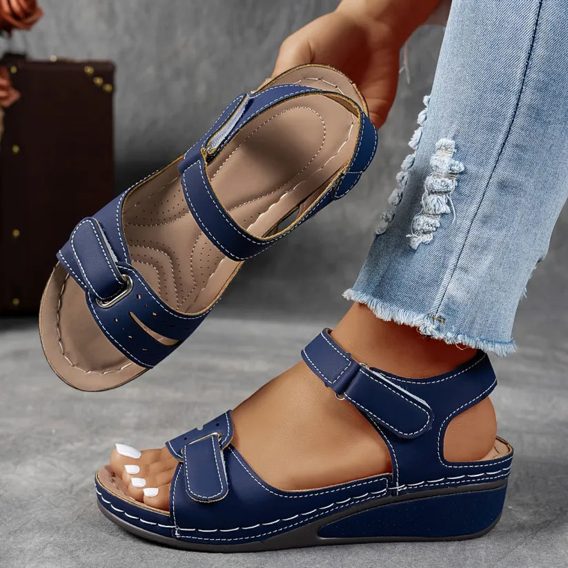 LUCA | SANDALIAS CUÑA CONFORT ELEGANTE
