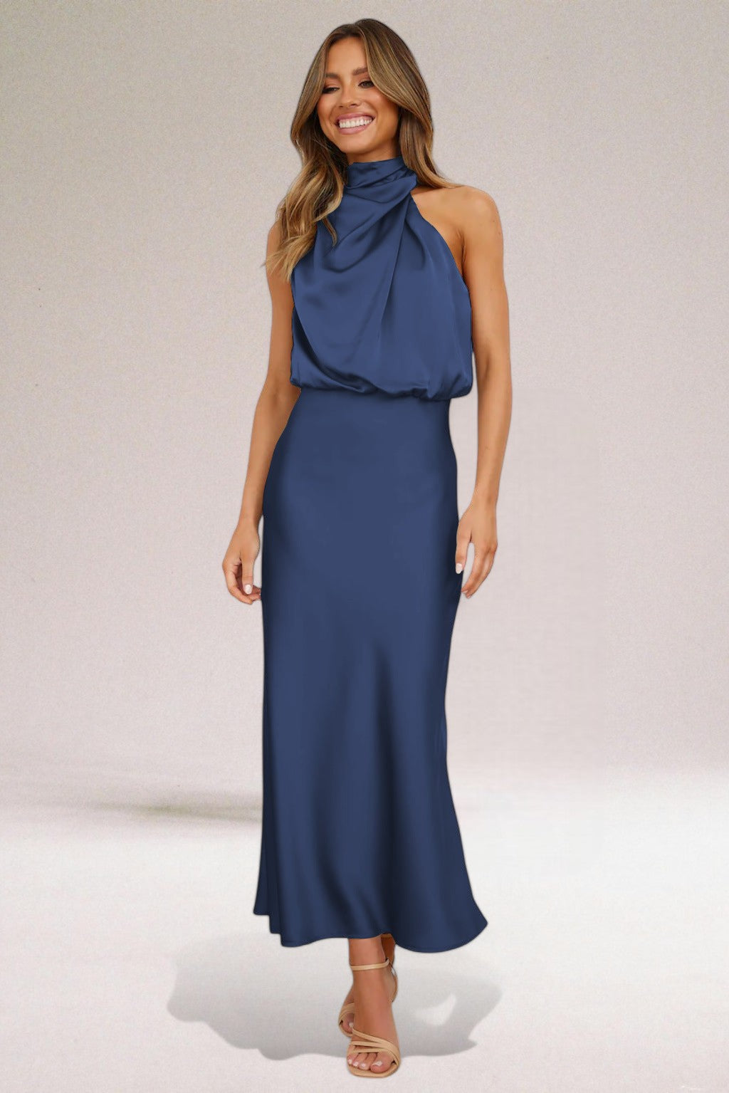 Elara – Vestido de Noche de Satén Elegante