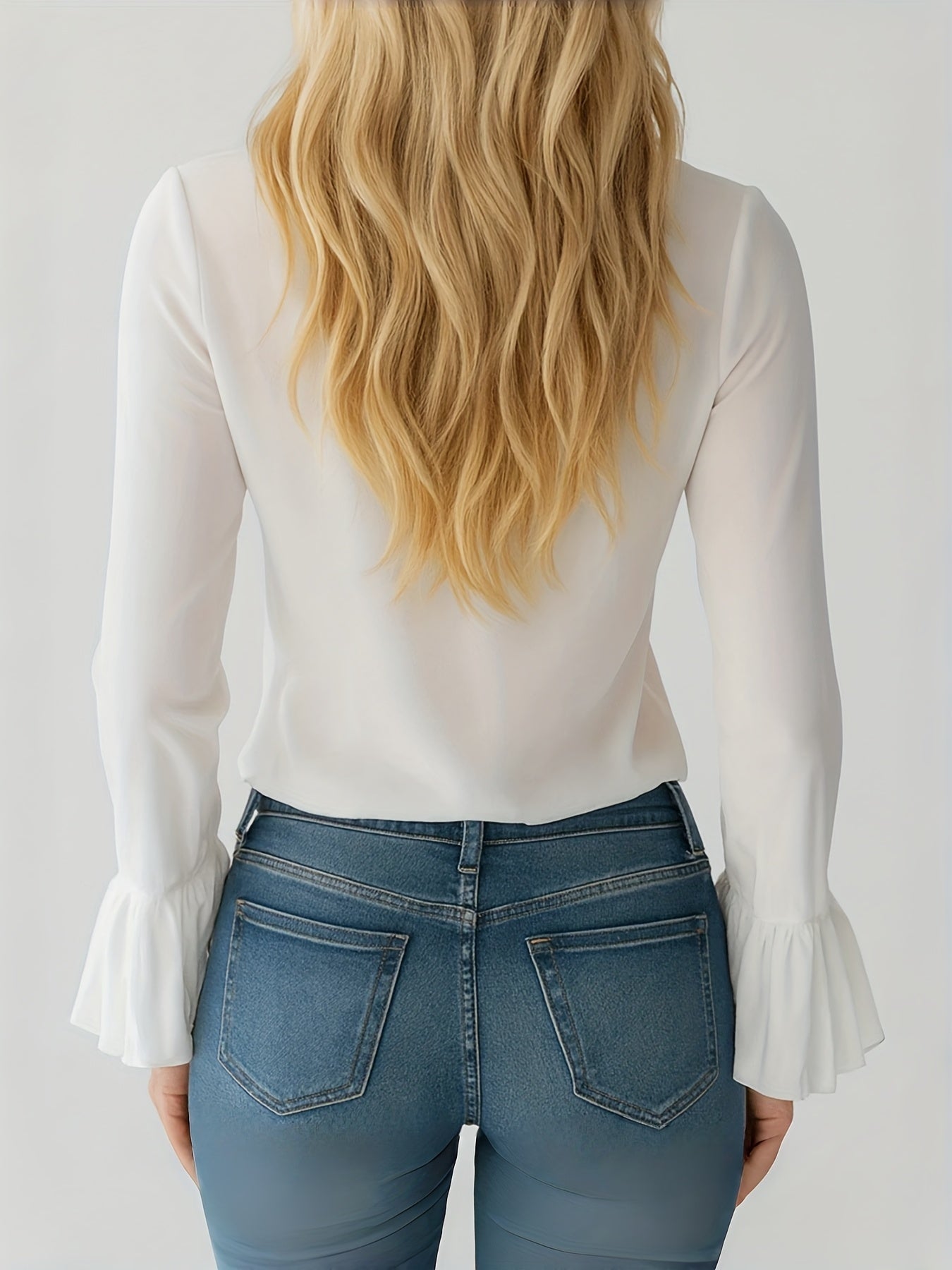 ELYVRA | BLUSA ELEGANTE CON VOLANTES