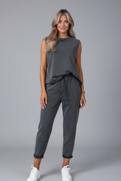 CONJUNTO CAMISETA Y PANTALÓN