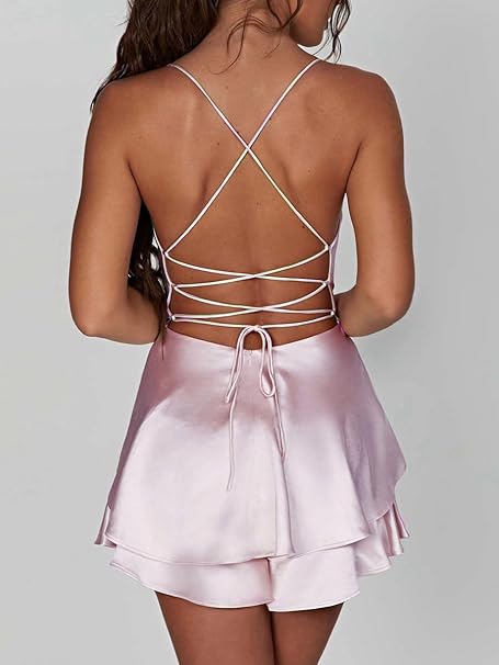 Cherry – Vestido satinado sin espalda