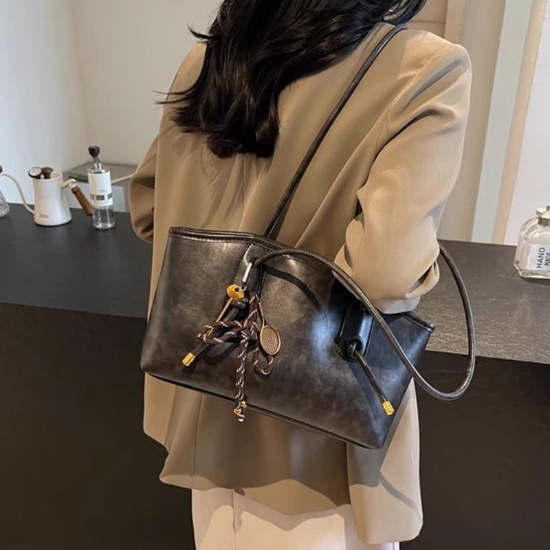 BOLSO VINTAGE + CHARM DE REGALO