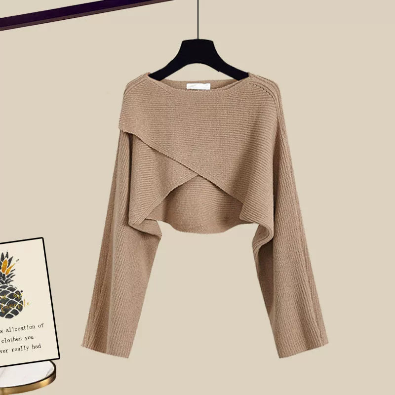 CONJUNTO ELEGANTE DE TRES PIEZAS