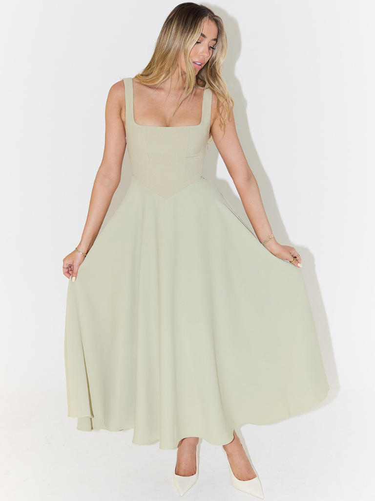 SCARLETT | VESTIDO DE ESCOTE CUADRADO