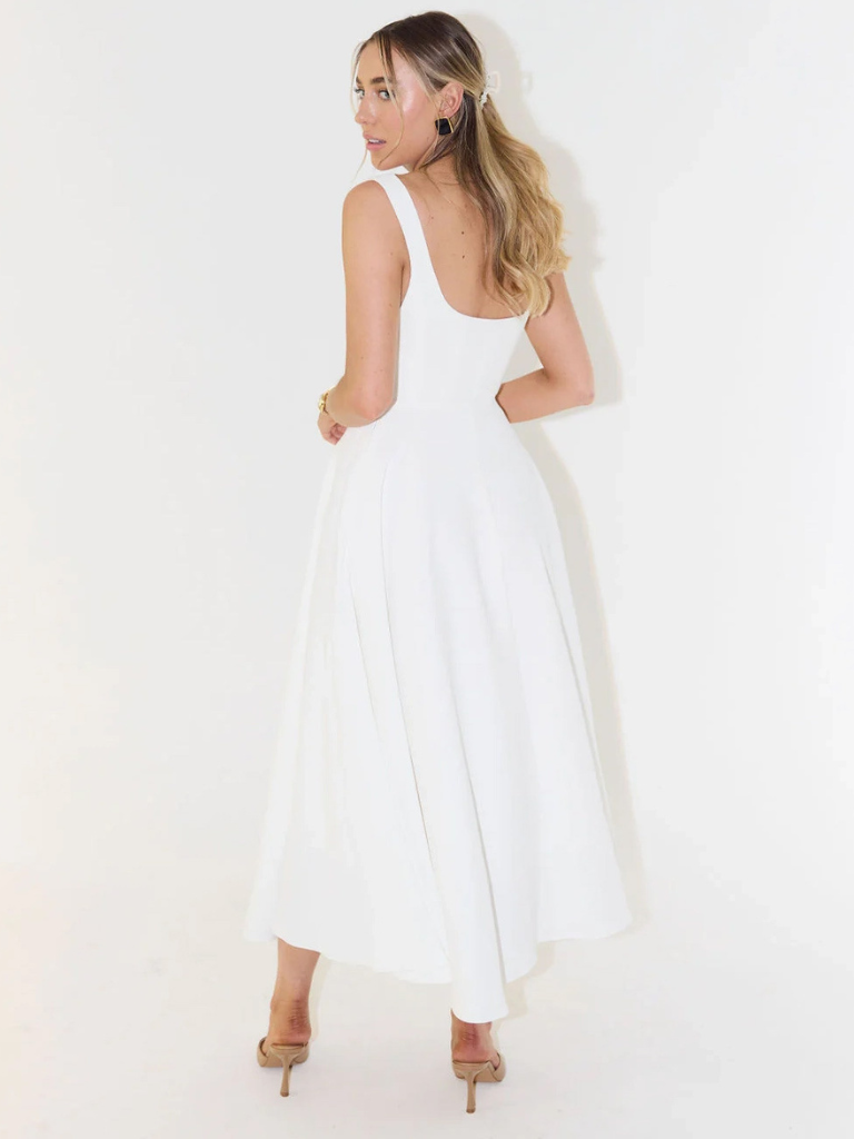 SCARLETT | VESTIDO DE ESCOTE CUADRADO