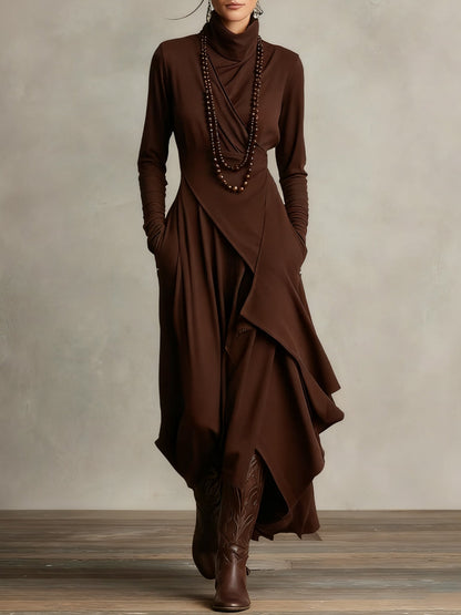 VESTIDO MAXI PLISADO ASIMÉTRICO DE CUELLO ALTO AURELIA