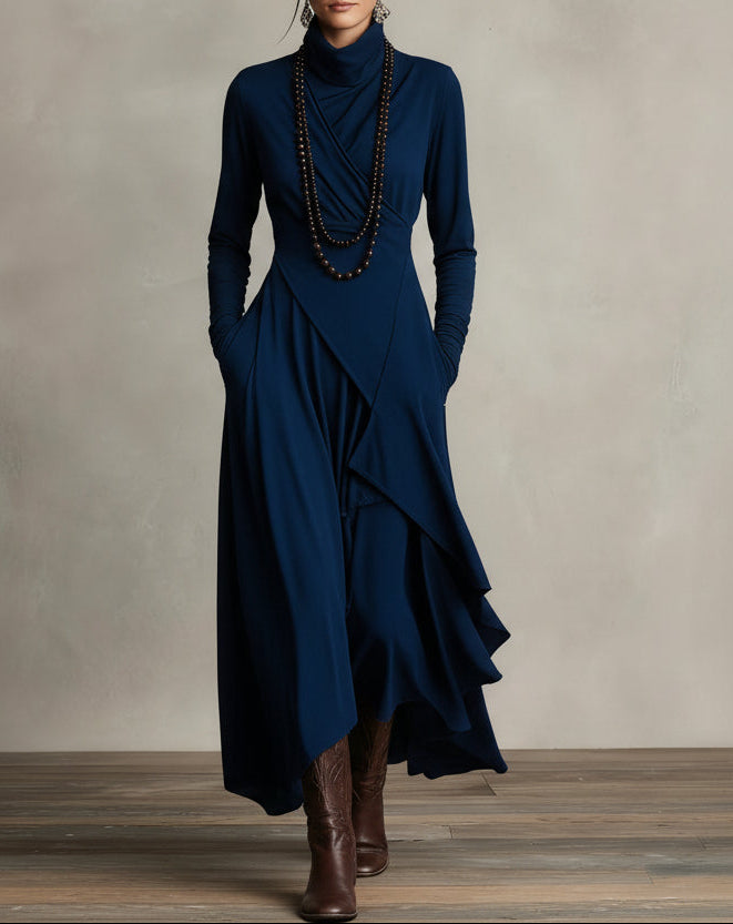 VESTIDO MAXI PLISADO ASIMÉTRICO DE CUELLO ALTO AURELIA