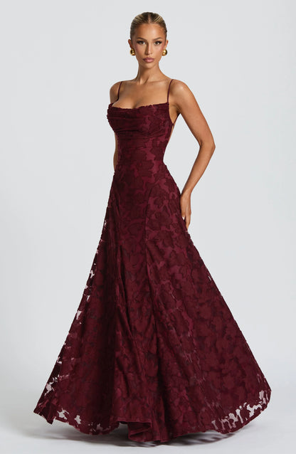 ELEGANTE VESTIDO MAXI CEREZA