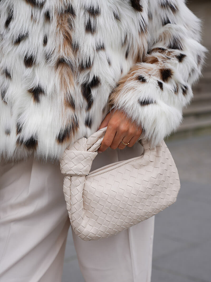 Velvet  – Chaqueta de pelo sintético con estampado felino