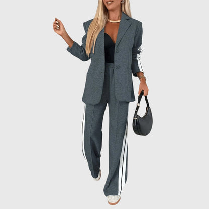 CONJUNTO BLAZER + PANTALÓN A RAYAS